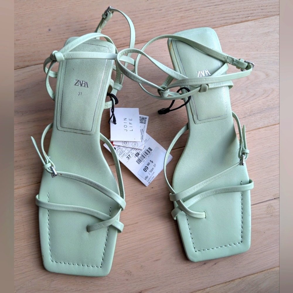 Zara Women's Green Strappy Sandals